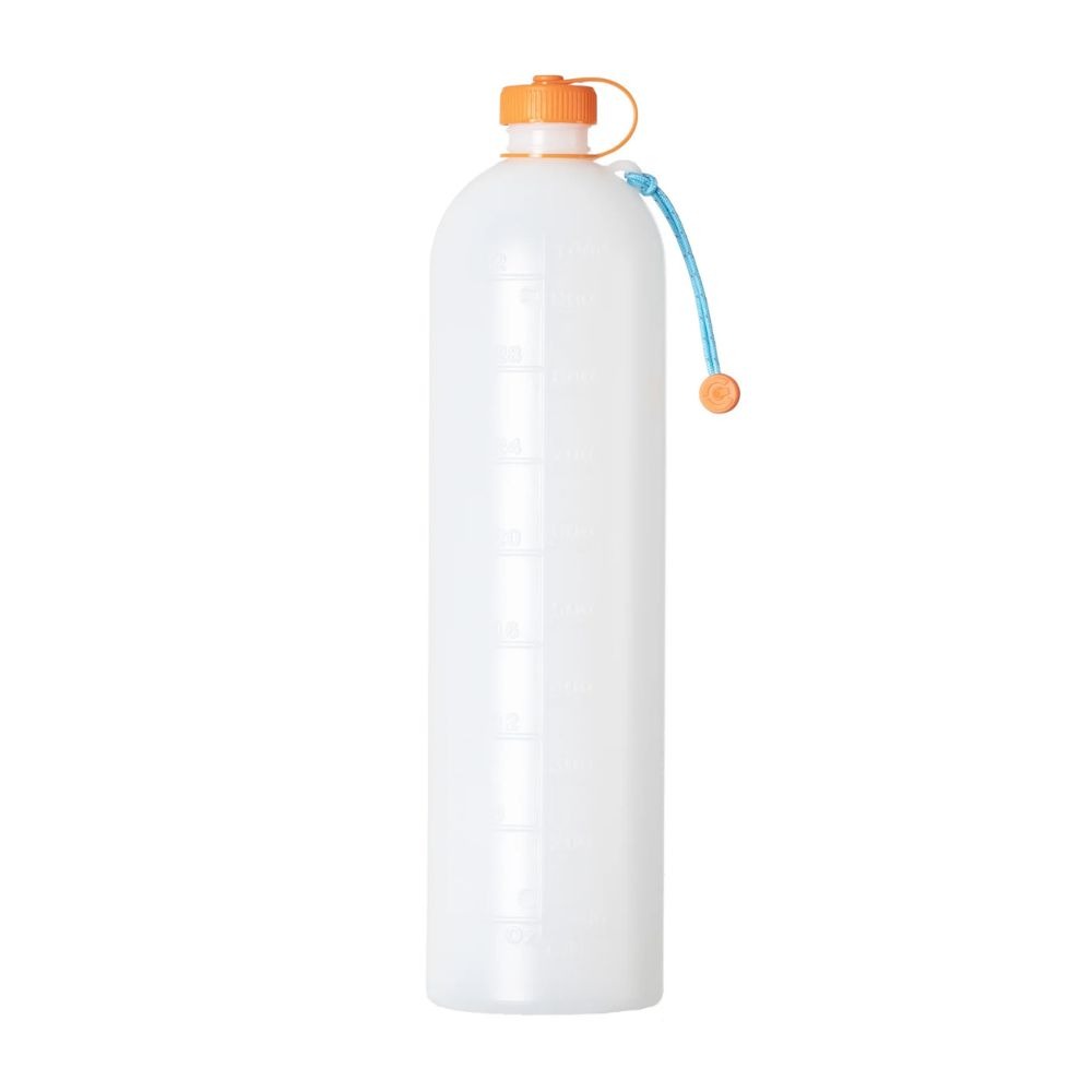 Kevyt HDPE puristettava juomapullo Retkeilyyn 1 L – ThruBottle soft | Cnoc
